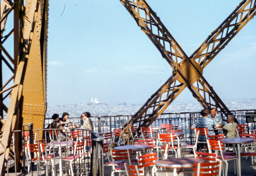 paris hotel las vegas restaurants